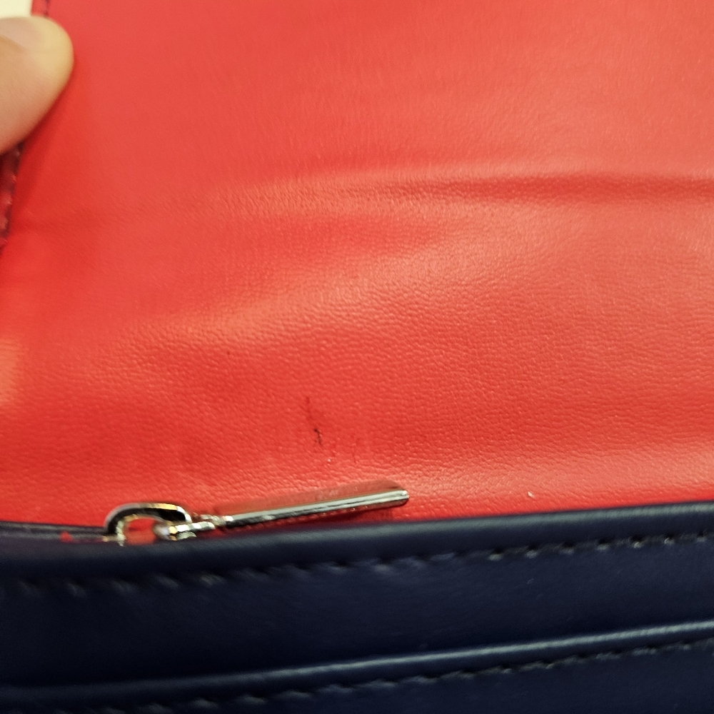 FILA Blue and Red Wallet - Picture 4 of 4